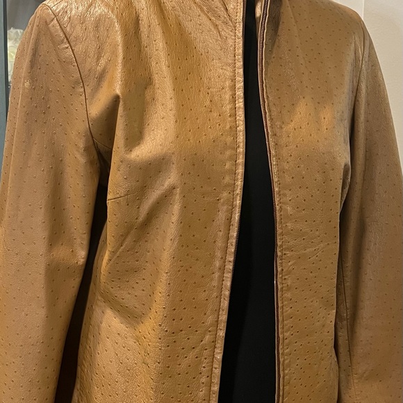 Stunning GENUINE LEATHER (ostrich) EXPRESS SIZE 9/10 VERSATILE JACKET - Picture 6 of 15
